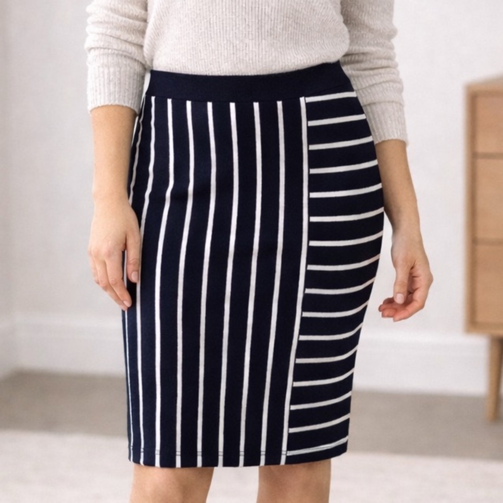 Banana Republic Striped Sweater Pencil Skirt Navy White Size Medium